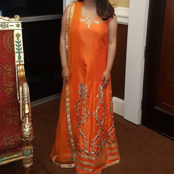 Indian Dress - Picture 1 of 4